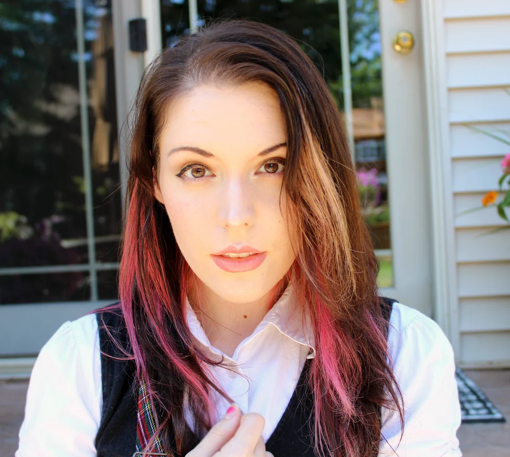 Amber Lee Connors, English voice of Dercori in Dragon Ball Super