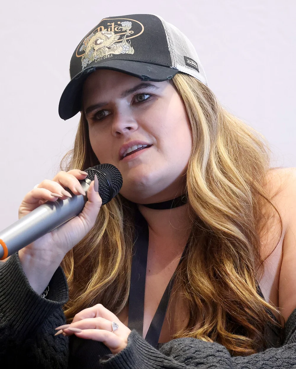 Erica Lindbeck, English voice of Cheelai