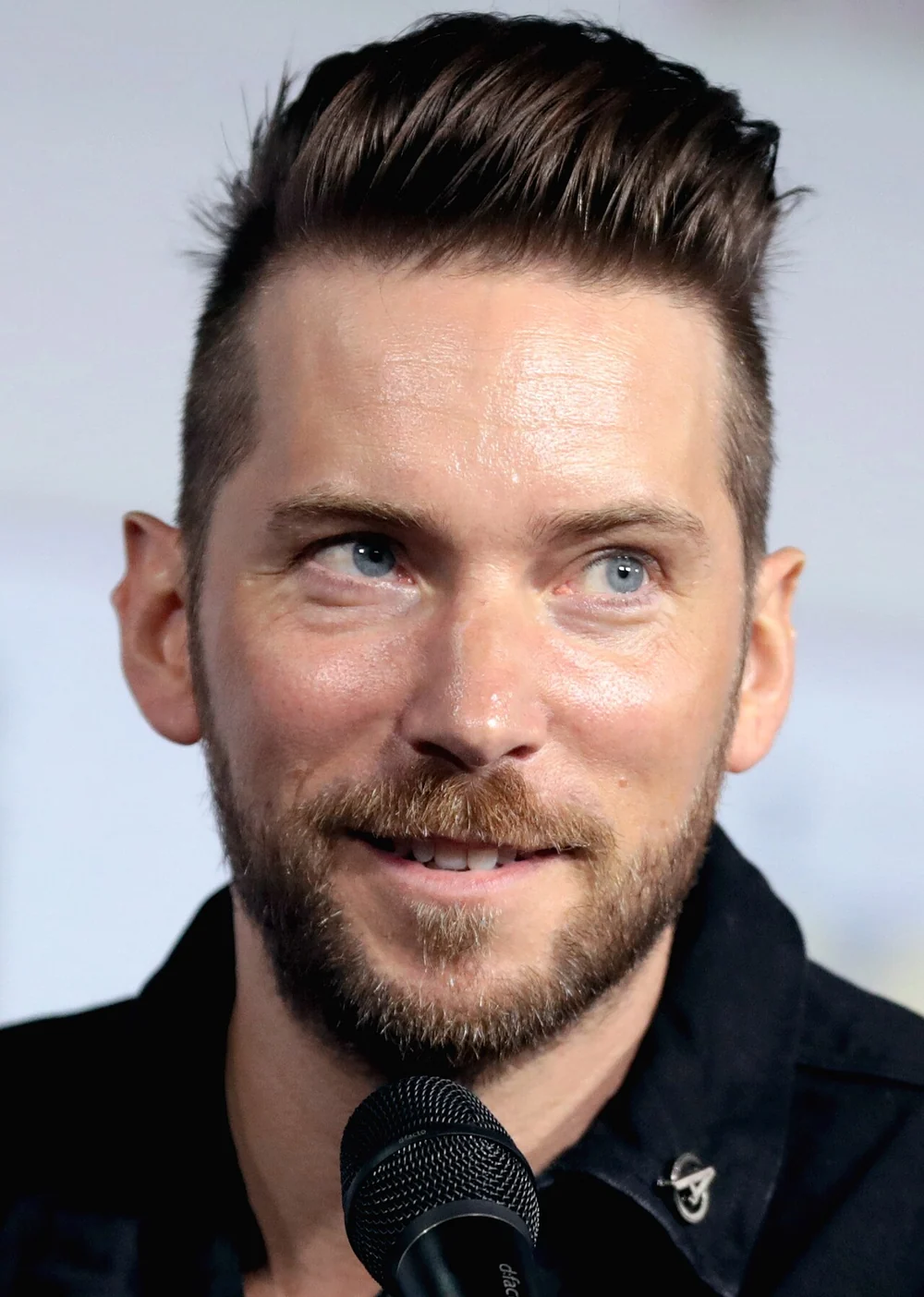 Troy Baker, English voice of Ginger and Dr. Kochin